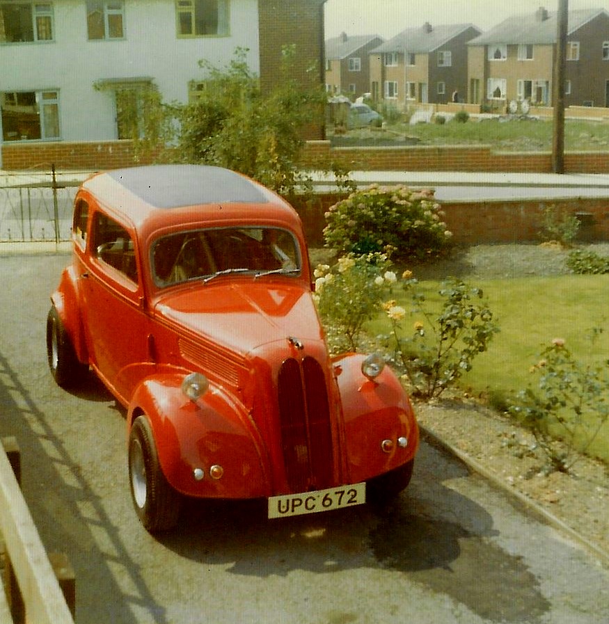 Ford Pop in Red